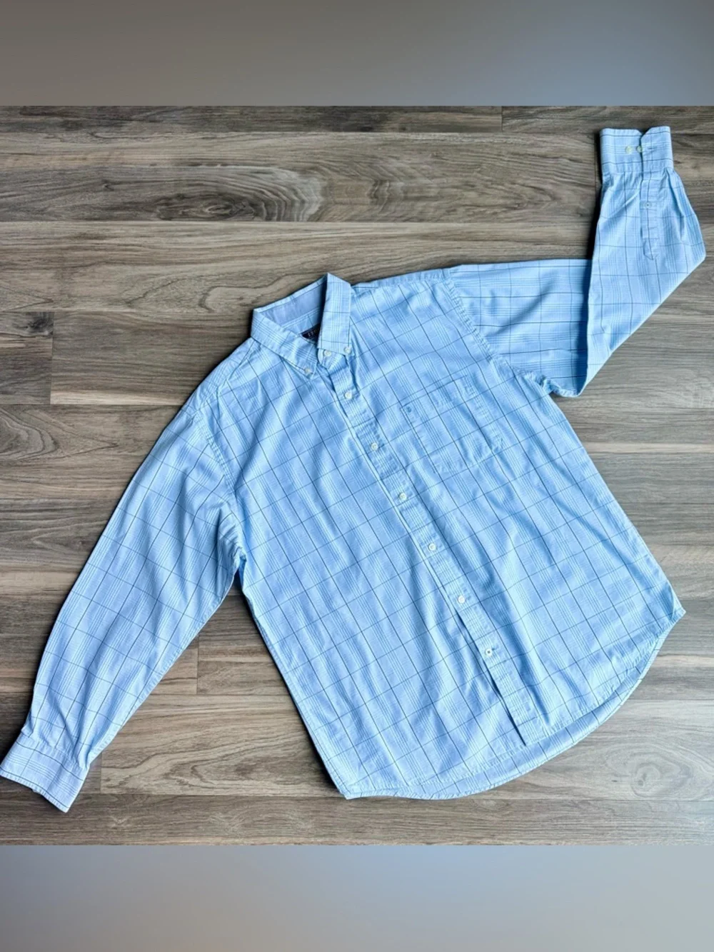 IZOD Premium Essentials Blue Plaid Button‎ Down Long Sleeves Classic Fit Shirt